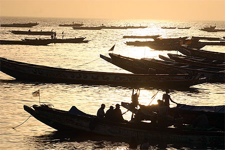 Retour des p�cheurs au port de Mbour