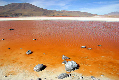 La laguna colorada 