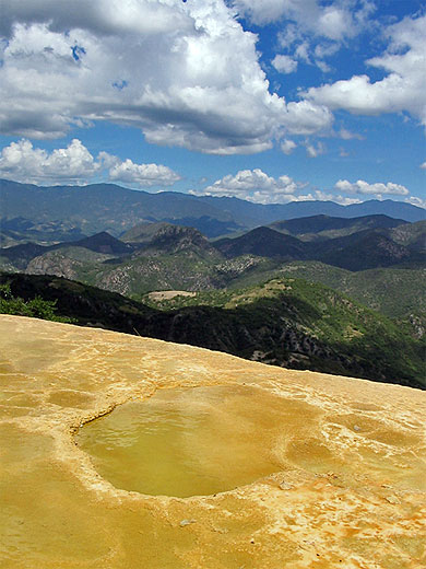 Hierve El Agua