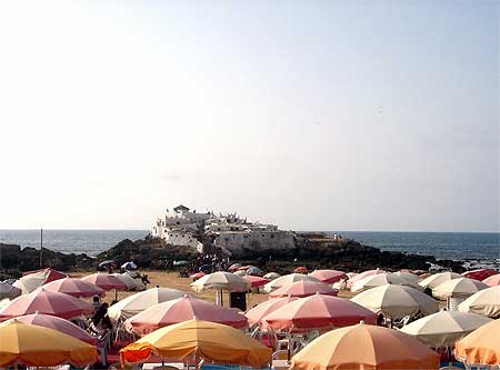 Le marabout et les parasols