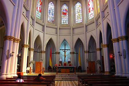 Dans l'�glise de Oruro...
