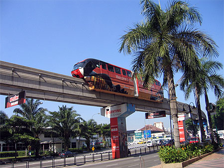 Le m�tro a�rien de Kuala Lumpur