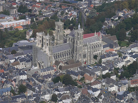 Notre Dame de Laon vue du ciel