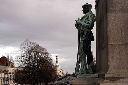La tour LU