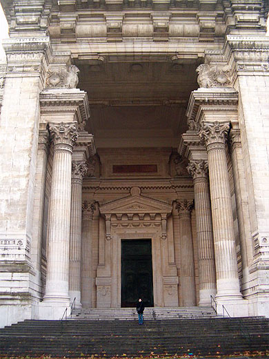 Entr�e du Palais de Justice