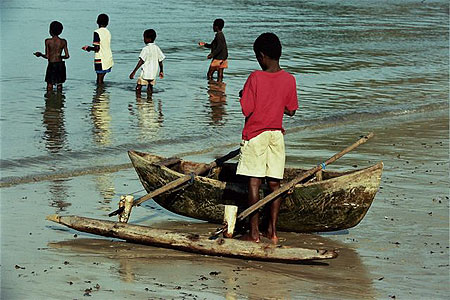 Petite pirogue deviendra grande !