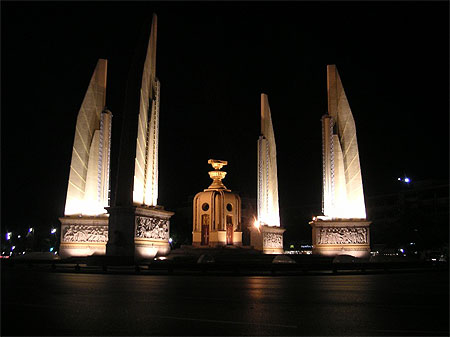 Democracy monument