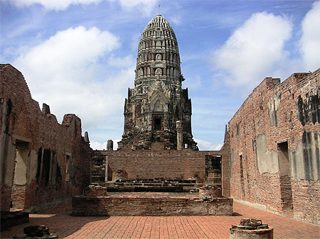 Wat Ratchaburana