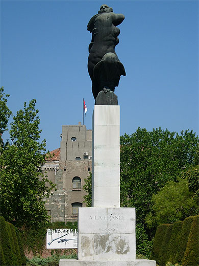 Monument � la France