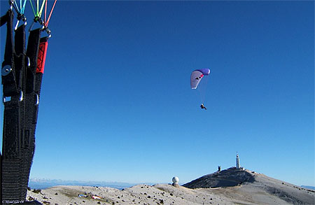 Face Sud du Mont Ventoux, vue en Parapente