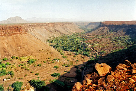 Vall�e de Sao Joao. Ile de Santiago