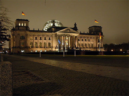 Berlin - Le Reichstag de nuit