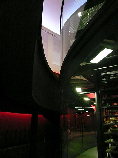 Sous-sol du mus�e du Quai Branly