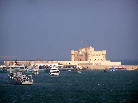 Fort de Qaytbay � l'extr�mit� ouest de la corniche