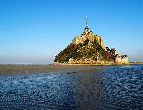 Derri�re le Mont