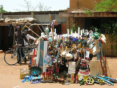 Muitichoice march� au bord de la route