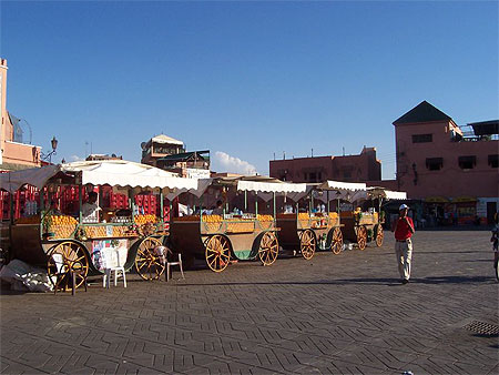 Vendeur d'oranges sur la place Jemaa El Fna