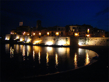 Sur les remparts - Vieille Ville d'Antibes