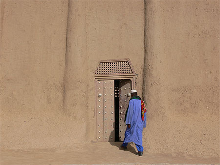 Une porte de la Grande Mosqu�e de Djenn�