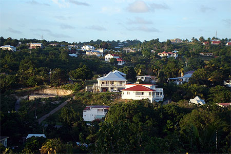 Habitations sur les hauteurs de Sainte Anne
