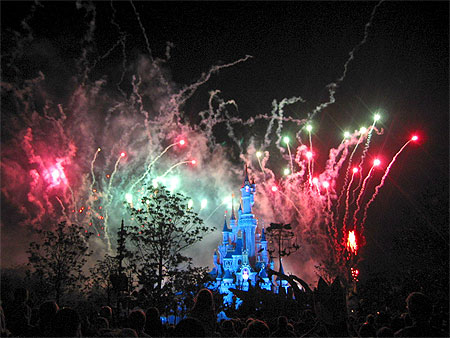 Feu d'artifice chez Mickey