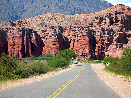 On the road - (NOA) Argentine