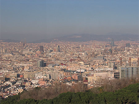 Vue sur Barcelone depuis les hauteurs de Montju�c