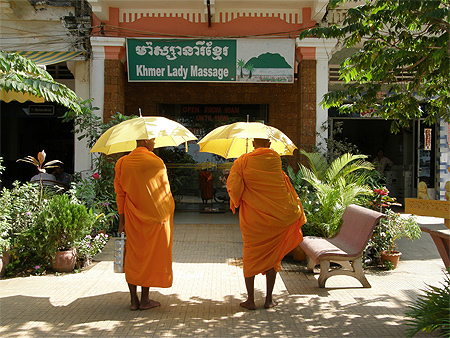 Bonzes de Kampot