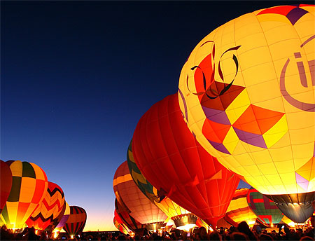Balloon glow
