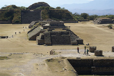 Vue du site de Monte Alban