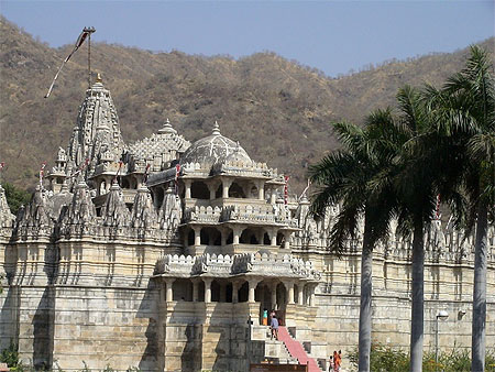Temple Ja�ns d'Adinath