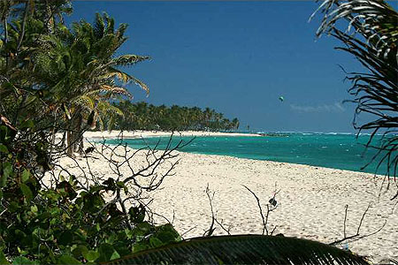 Plage de la feuill�re, Marie-Galante