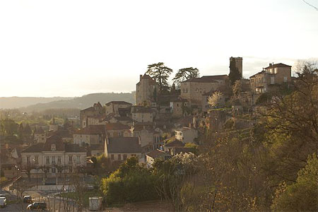 Puy l'Ev�que au coucher du soleil