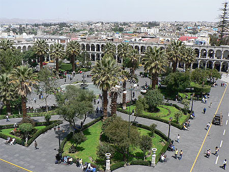 La Plaza de armas depuis la terrasse