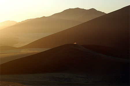 Lever de soleil sur les dunes