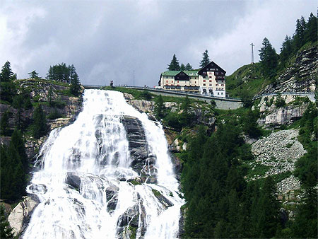 Cascata del Toce