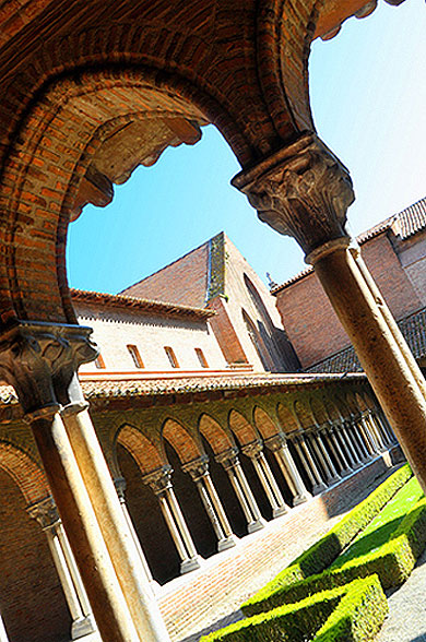 Clo�tre des Jacobins