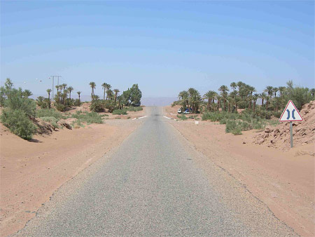 Passage � gu� d'un oued