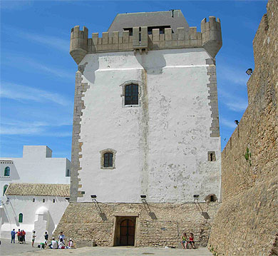 Rempart et bastion portugais d'Asilah