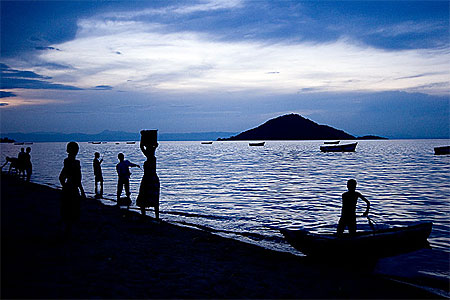 Coucher de soleil sur le lac Malawi