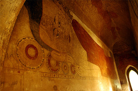 Fresque mural dans l'un des plus grands sanctuaires troglodytes