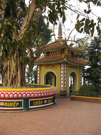 Pagode Tran Qhoc � Hano�