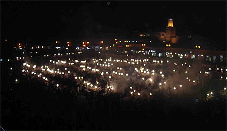 Lucioles des gargottes place Djemaa'el-Fna