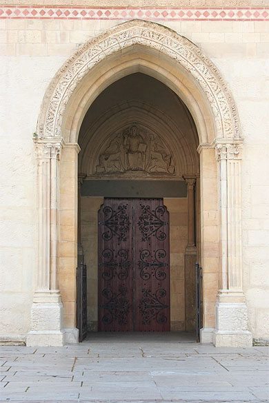 Lyon - Entr�e de la Basilique d'Ainay