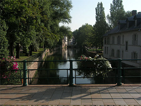 L'Ill "tranqu-Ill-e" entre deux ponts