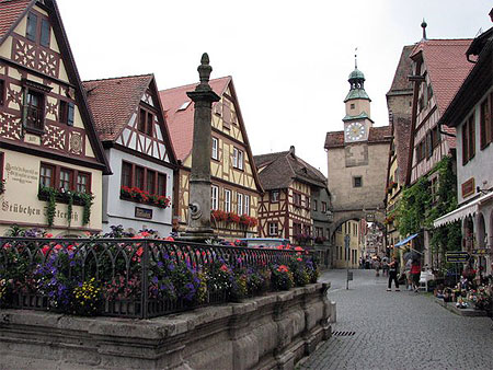 Une des places de Rothenburg