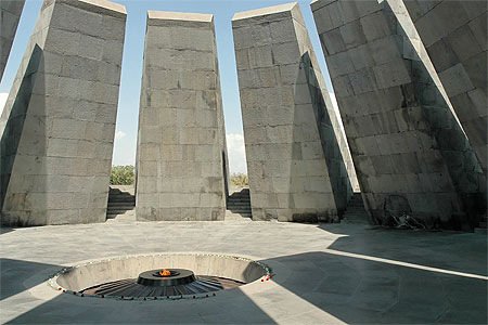 Yerevan : m�morial du g�nocide arm�nien