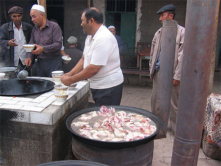 Sur le march� de Kashgar