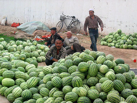 Sur le march� de Kashgar