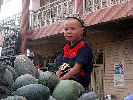 Sur le march� de Kashgar